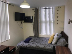 Private Double Room in Superb House in Great Location 3